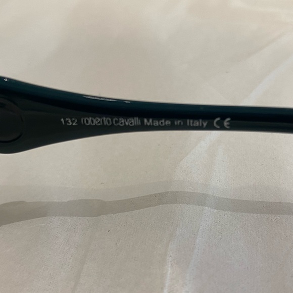 Roberto Cavalli sunglasses 🕶 - Picture 7 of 8